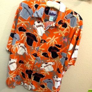 Reyn Spooner Large Giants Hawaiian shirt